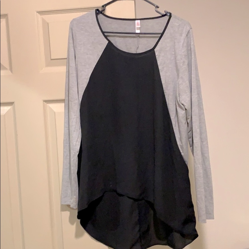 Nice flowy long sleeve shirt